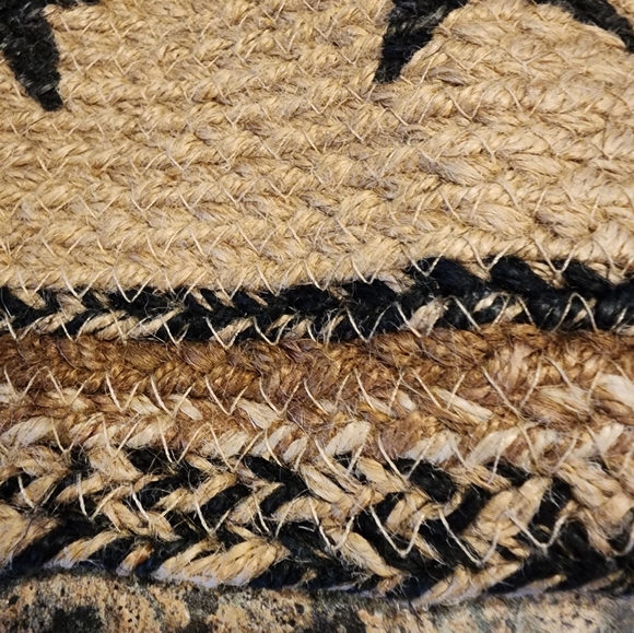 Primitive Black/Tan Star Table Runner - Picture 3 of 6